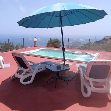 Chalet, Breathtaking Sea View With Large Jacuzzi Holiday home Almunecar